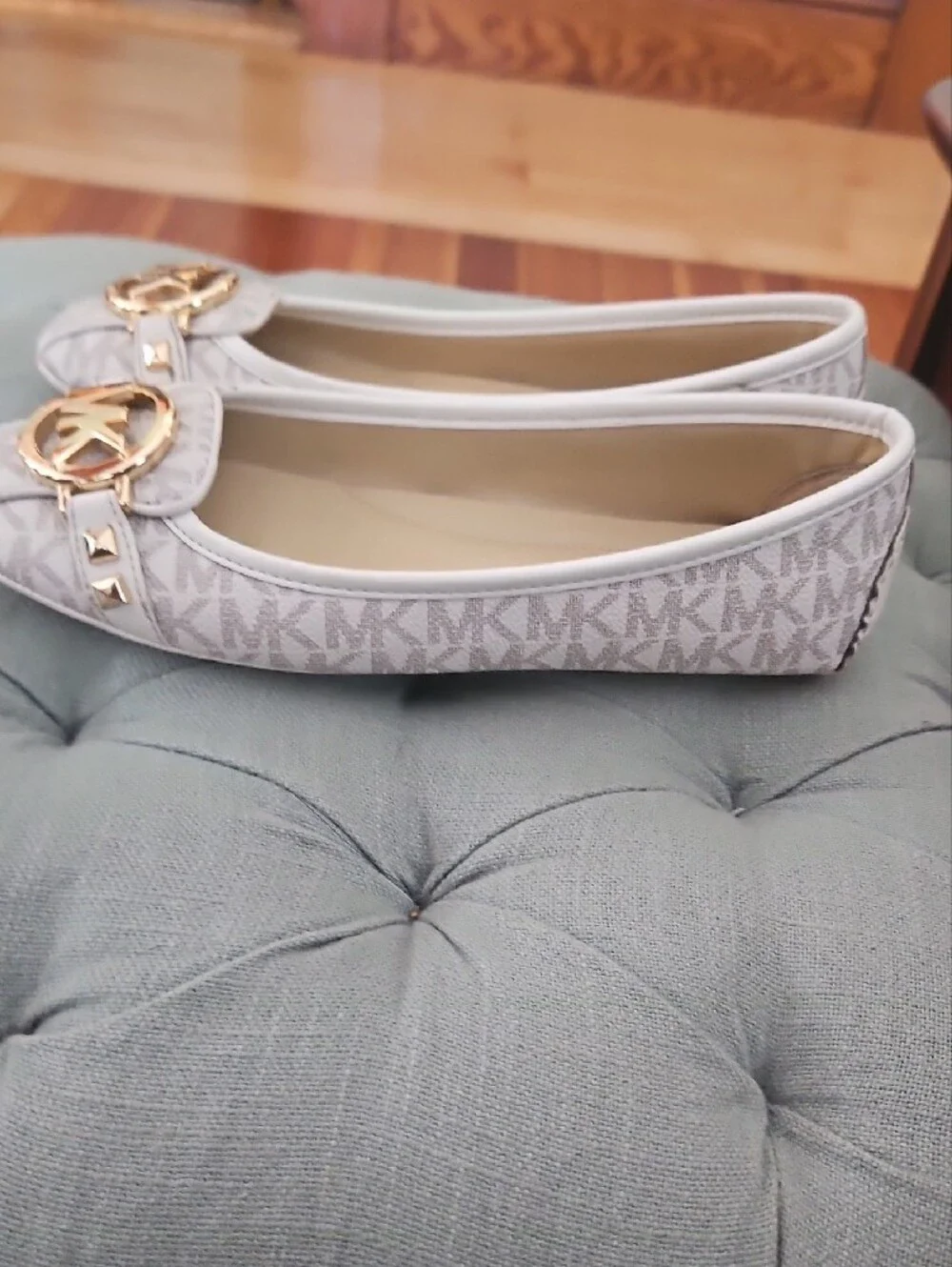 Michael Kors Cream Logo Ballet Flats with Gold Emblem